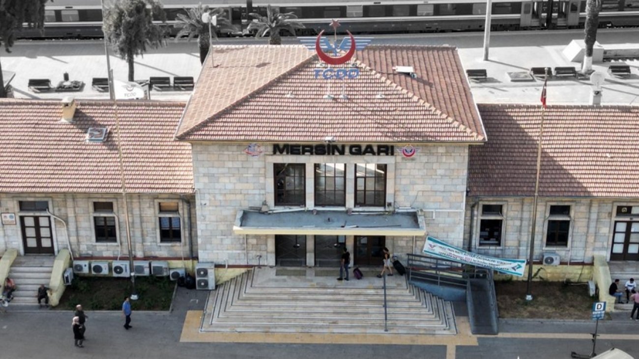 Mersin ve Tarsus Tren Garları